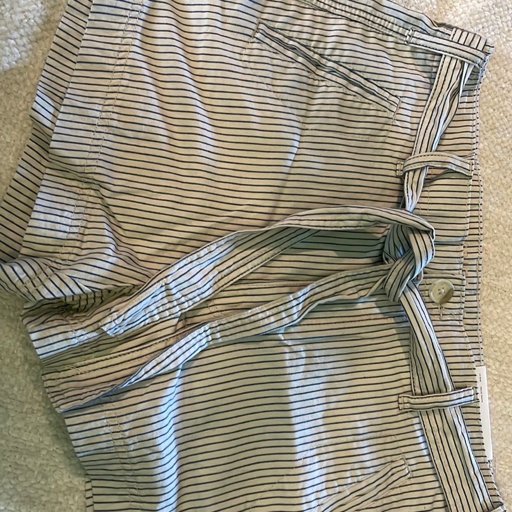 Brand New American Eagle white w/ blue pinstripe high waisted shorts